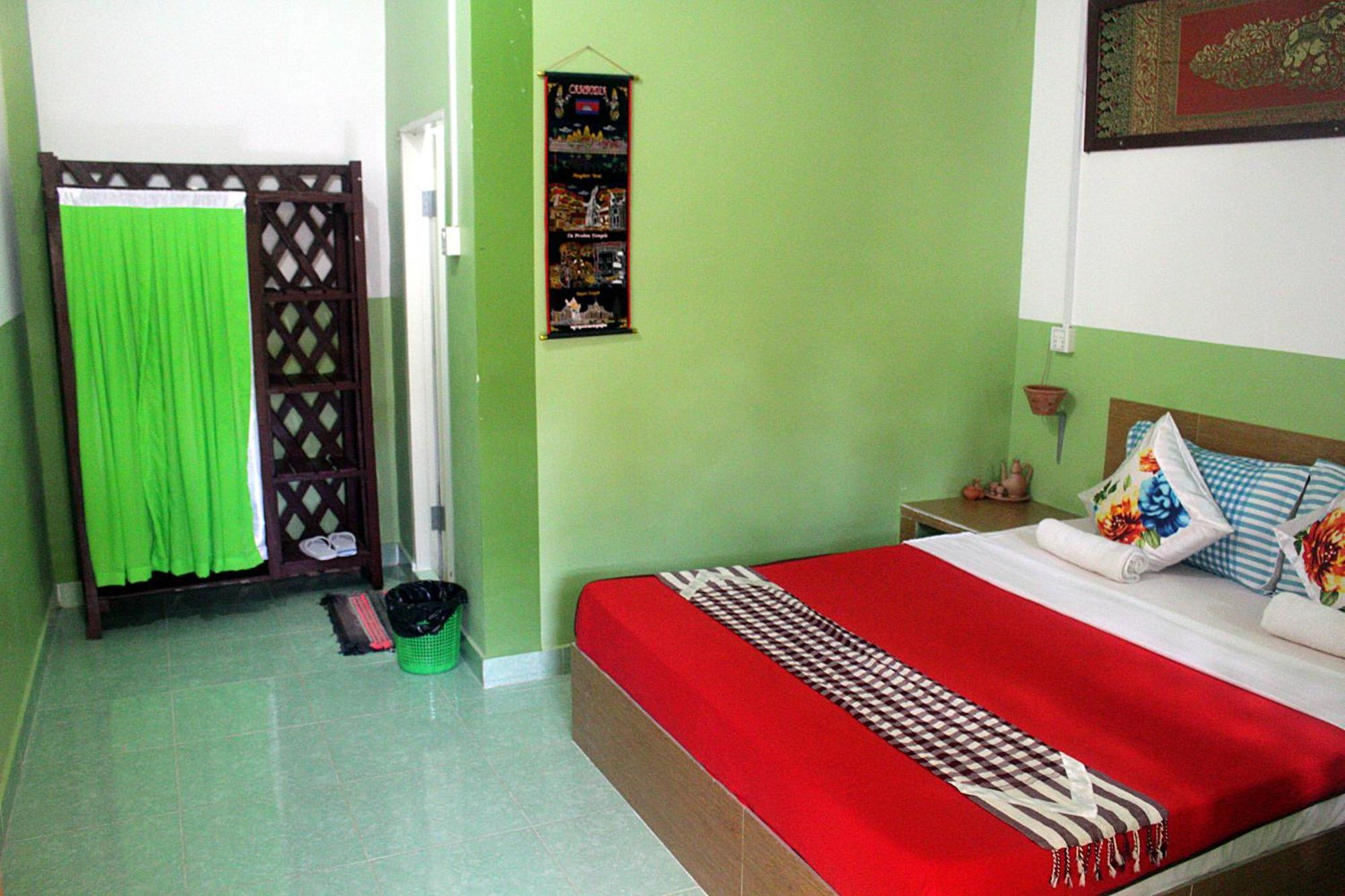 Garden Guesthouse Kampong Chhnang Quarto foto